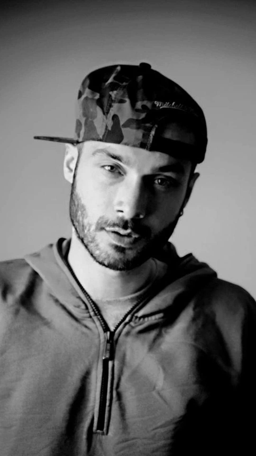 Sansar Salvo